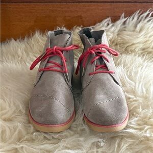 Toms Desert Tan Suede Ankle Boots with Orange Laces
